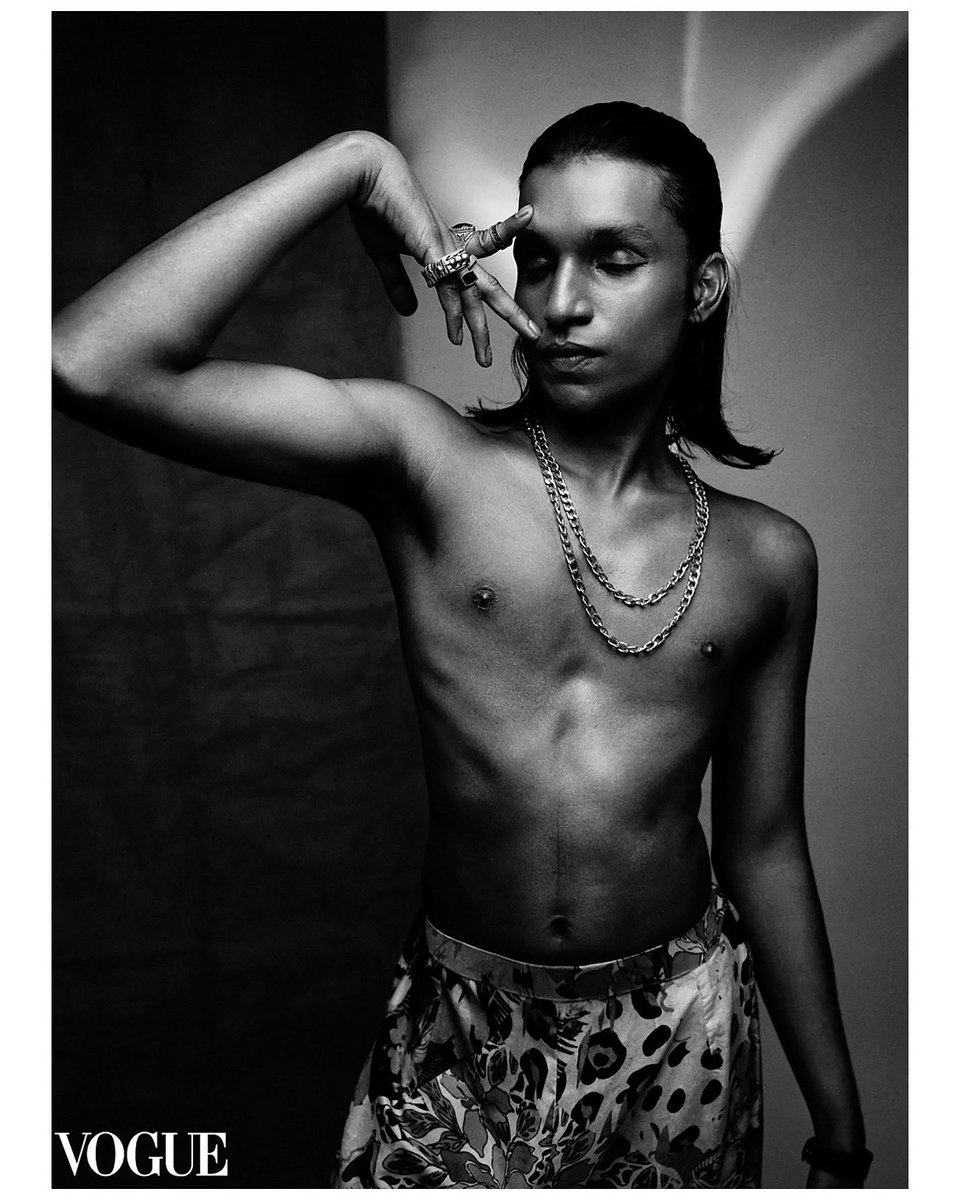 itsjustroy01's tweet photo. Photographed Kaviraj 
Styled by Jhanvi and HMUA Nilam 
#photovogue https://t.co/DbDuKrUoXd