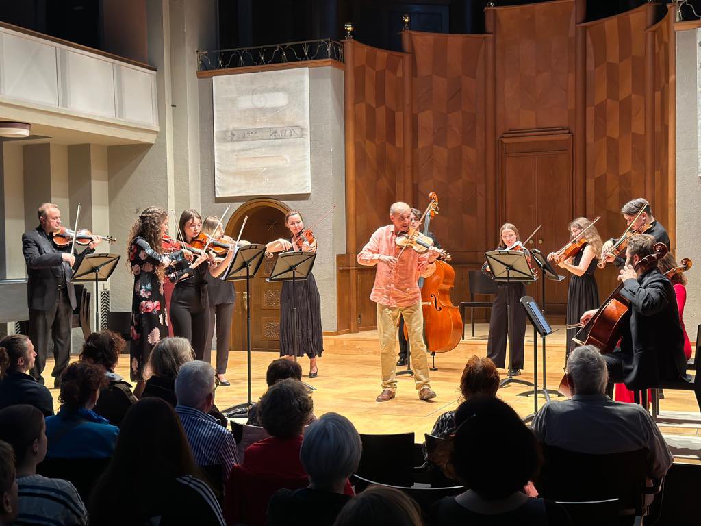 Iryna Venediktova (@venediktovaiv) on Twitter photo Many thanks to great friends of 🇺🇦 <a href="/avongraffenried/">Alec von Graffenried</a> & Werner Schmitt of Yehudi Menuhin Forum Bern for charity concert in support of Ukraine. Musical adventures of <a href="/GillesApap/">Gilles Apap</a> & ensemble form Stolyarsky School in Odesa shook the audience & are meant to restore Stolyarsky School. Many thanks to great friends of 🇺🇦 <a href="/avongraffenried/">Alec von Graffenried</a> & Werner Schmitt of Yehudi Menuhin Forum Bern for charity concert in support of Ukraine. Musical adventures of <a href="/GillesApap/">Gilles Apap</a> & ensemble form Stolyarsky School in Odesa shook the audience & are meant to restore Stolyarsky School.