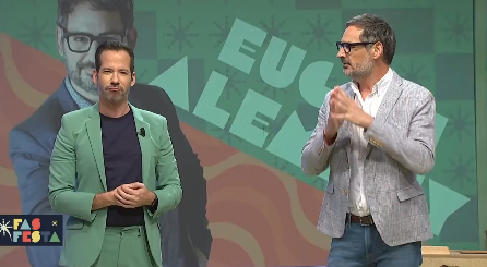 🗣️ Ayer la emisión de @fasfesta de <a href="/apunt_media/">À Punt</a>  registró 207.000 ESPECTADORES ÚNICOS (AA).

➡️El espacio consiguió el 4.9% de cuota de pantalla y 66.000 espectadores de audiencia media. 

🗣️ Fue LO + VISTO de la cadena. 

#Audiencias 📺📊