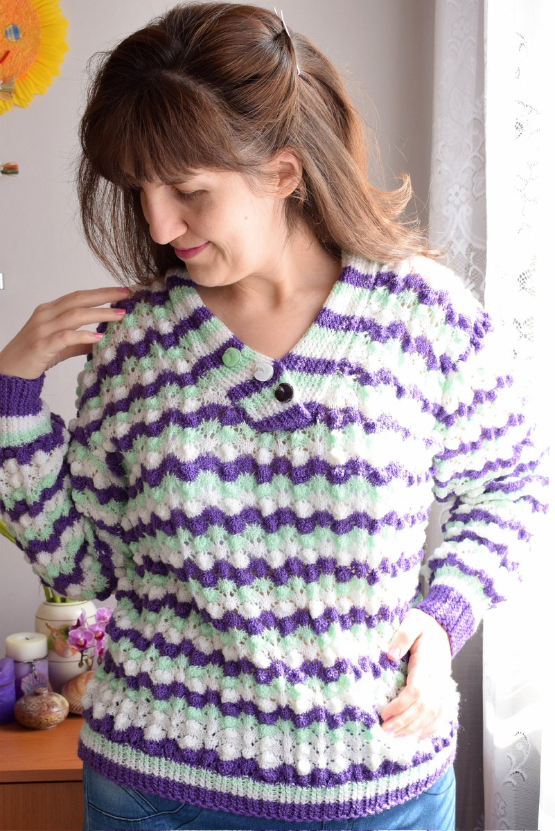 Joysmagicknits's tweet photo. Fall is right around the corner. Now is the perfect time to order a cozy sweater for the chilly days. 🍁🍂
These beautiful designs are available in all sizes in my Etsy shop. You can choose the colors for your sweater. https://t.co/AVffXMPaR6