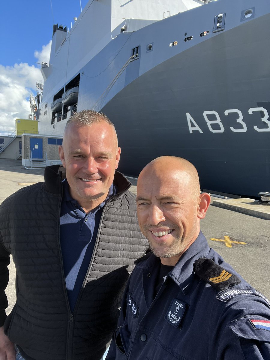 Rob_vanderMark's tweet image. Weerzien met (oud) collega’s en vrienden. Mooie herinneringen en fijn om te zien en horen dat het goed met jullie gaat. Altijd welkom voor een bakkie mannen👊⚓️