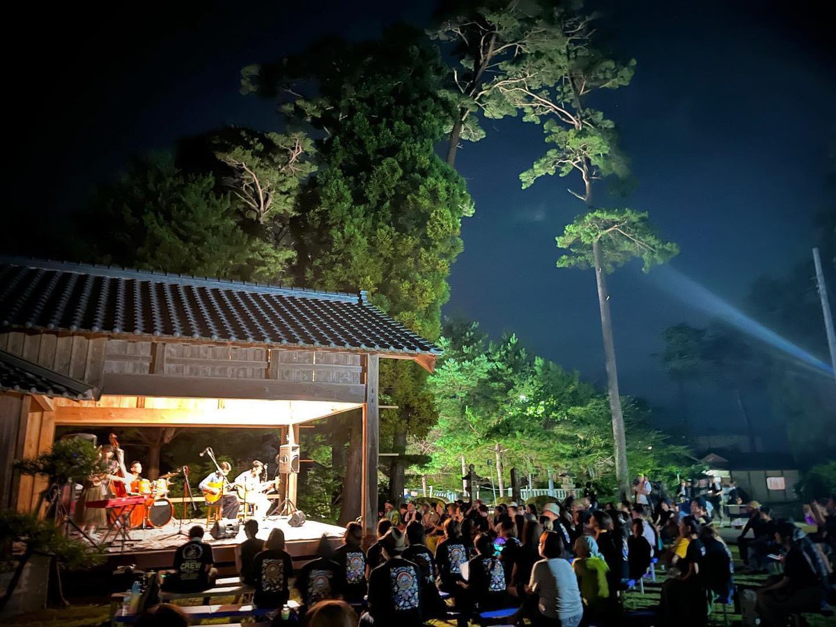 イベントTシャツ購入者と、スポンサー向けのアフターセッション！！
ミュージシャン全員参加で、1時間のセッション組を担当させて頂きました！皆さまのご協力ありがとうございました！🙏🏼🙇🏻‍♂️🙇🏻‍♂️🙇🏻‍♂️
素晴らしい雰囲気の中、凄腕たちがその場で作り上げるセッションの連続！最高でした❤️‍🔥🔥❤️‍🔥🔥❤️‍🔥