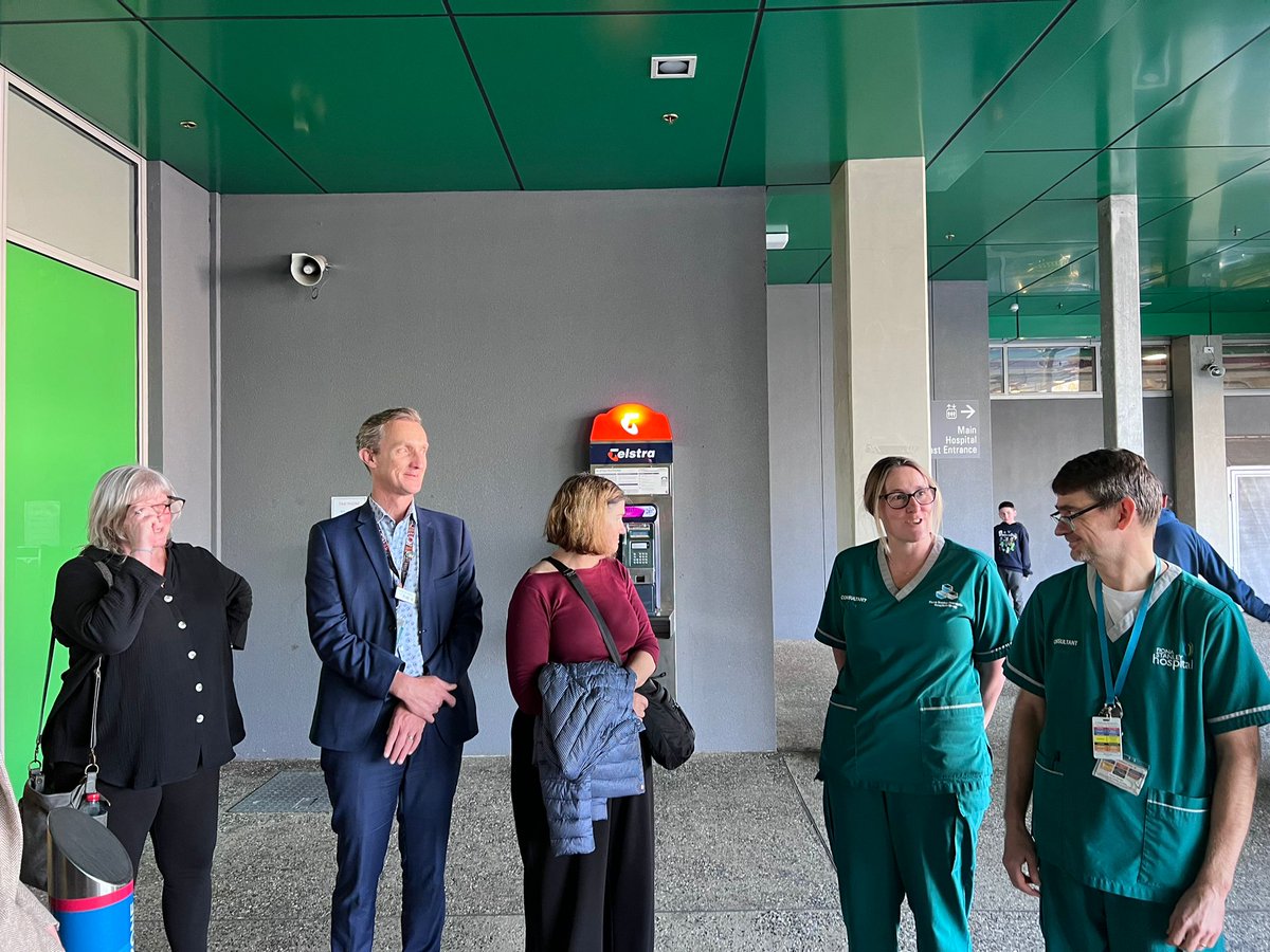 osteopore's tweet photo. Our Executive Chairman, Mark Leong, was delighted to participate in a captivating research and innovation tour hosted by the Spinnaker Health Research Foundation, which took him to Perth’s cutting-edge Fiona Stanley Hospital.

#osteopore #australia #3dprinting https://t.co/iLsI6EkRHe