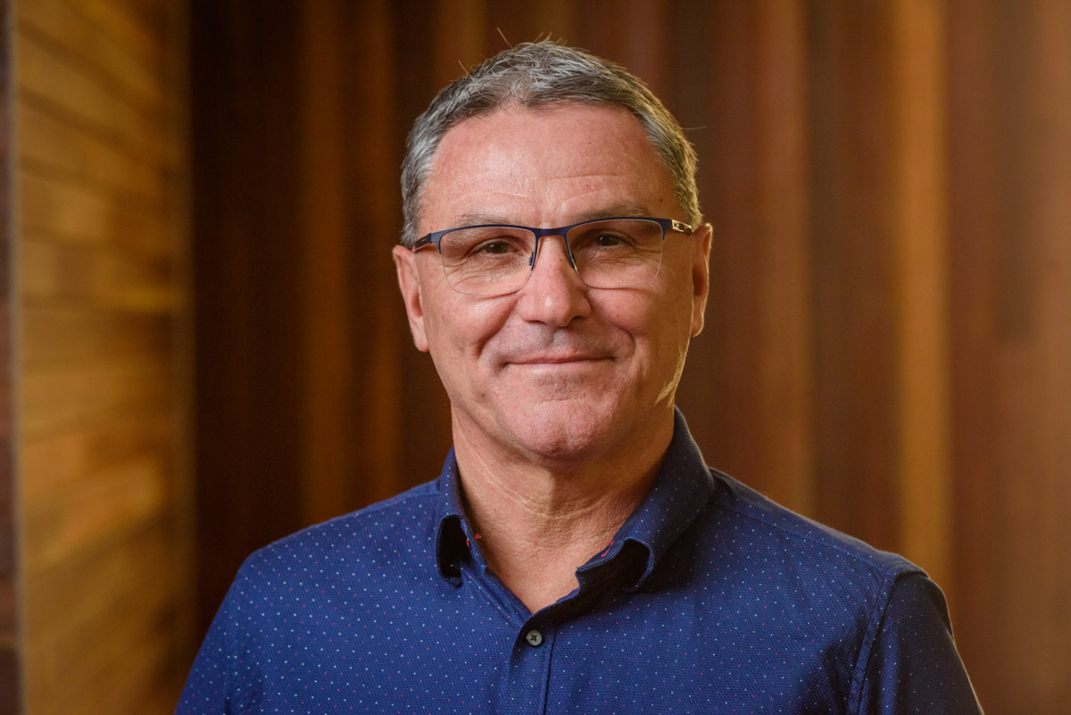 Colin Stirling (@colinstirling) on Twitter photo I am delighted to welcome John Hood as the seventh Chancellor of Flinders University. A highly regarded South Australian business leader and the very first <a href="/flinders/">Flinders University</a> alumnus to achieve this distinction. I am delighted to welcome John Hood as the seventh Chancellor of Flinders University. A highly regarded South Australian business leader and the very first <a href="/flinders/">Flinders University</a> alumnus to achieve this distinction.