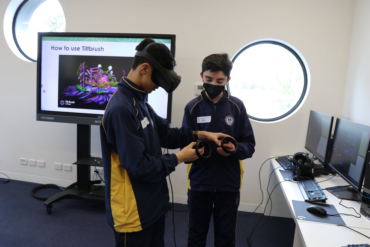 caseytechschool's tweet photo. Thrilled to have had the opportunity of hosting the bright minds from Maranatha Christian School today as part of our Discovering Technology Program! 
#ChisholmInstitute #cityofcasey #STEMEd #TechSchools #technologyinnovation https://t.co/jDPBNCYlQf