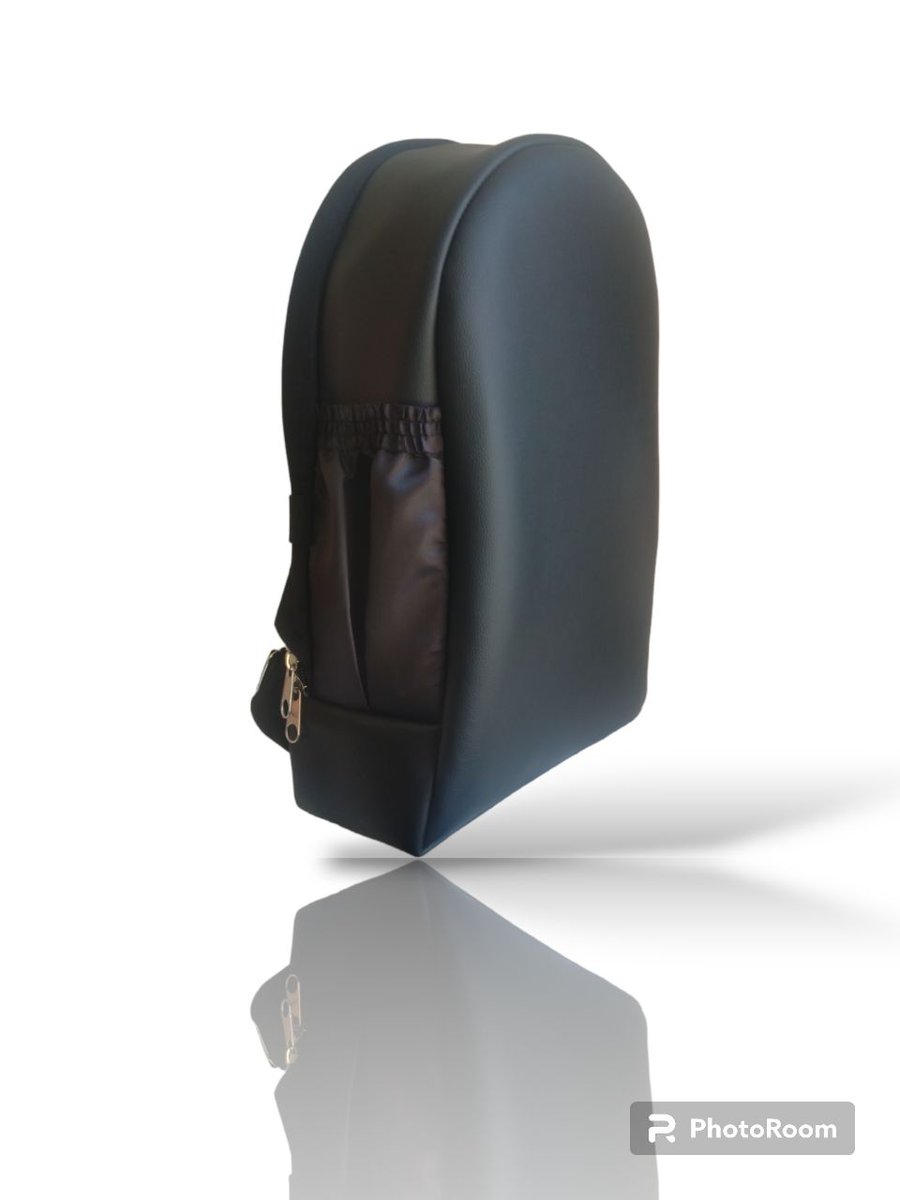 BackpackComfort's tweet image. Upgrade your backpack game with our Ultimate Durable Backpack! 🎒 Say goodbye to replacements and hello to long-lasting quality. 🌟 Save money in the long run while making an eco-friendly choice. 💼💰 #DurableBackpack #SmartChoice

wa.me/c/256701331902