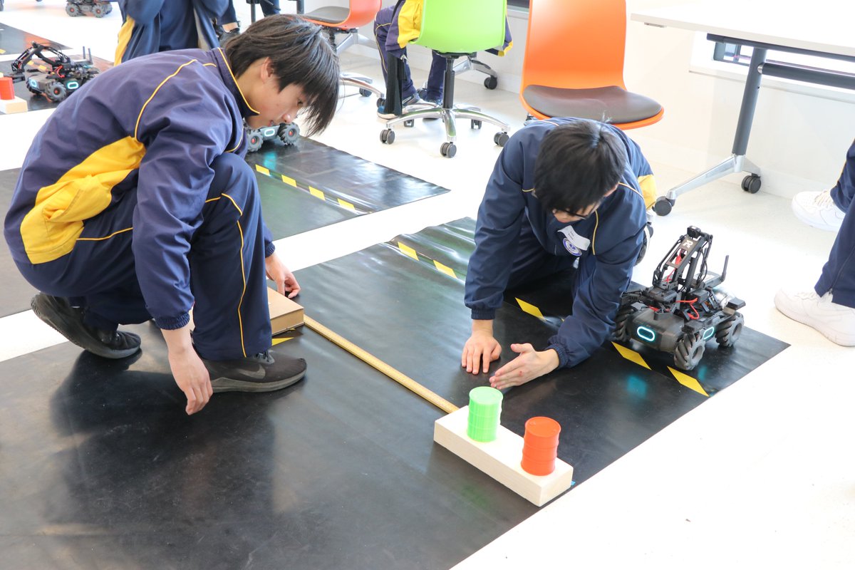 Thrilled to have had the opportunity of hosting the bright minds from Maranatha Christian School today as part of our Discovering Technology Program! 
#ChisholmInstitute #cityofcasey #STEMEd #TechSchools #technologyinnovation