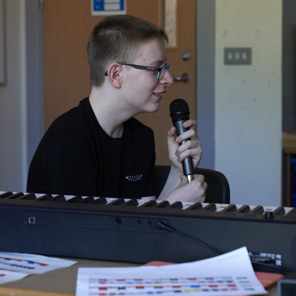 DrakeMusicScot's tweet photo. A class at @GorgieMillsHS wrote and recorded their own song, Dreamy Jungle, for a #DMSLearn project!
Watch the video on our YouTube channel: https://t.co/e9UmznwxZQ.
This project was funded through @Edinburgh_CC from @CreativeScots Youth Music Initiative Funding. #YMusicMatters https://t.co/0wAHzSog4y
