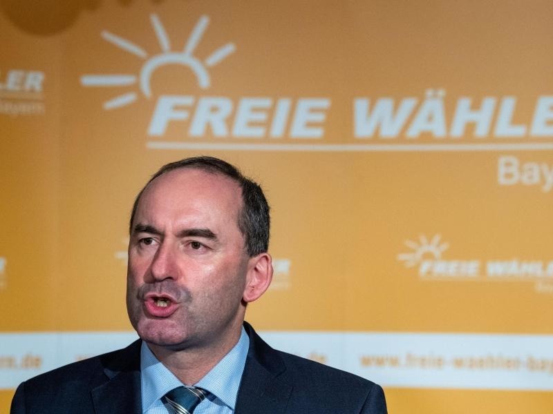 HubertOiwonger.bsky.social tweet media