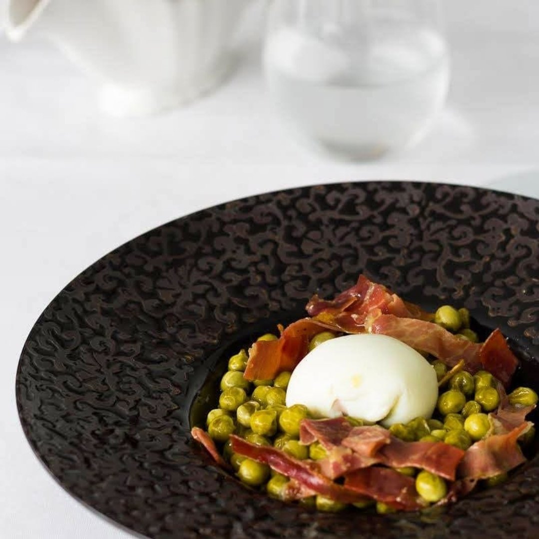 Último día en la tierra, ¿cuál sería tu elección para despedirte gozando? 

Cómo no vemos ningún objeto extraño en los cielos... puedes disfrutar regalando los 4 y mucho más en <a href="/casachema/">Casa Chema_Restaurante El Cordial</a> 

El Regalo perfecto para una comida inolvidable

#regalaasturias #regalarestaurantes