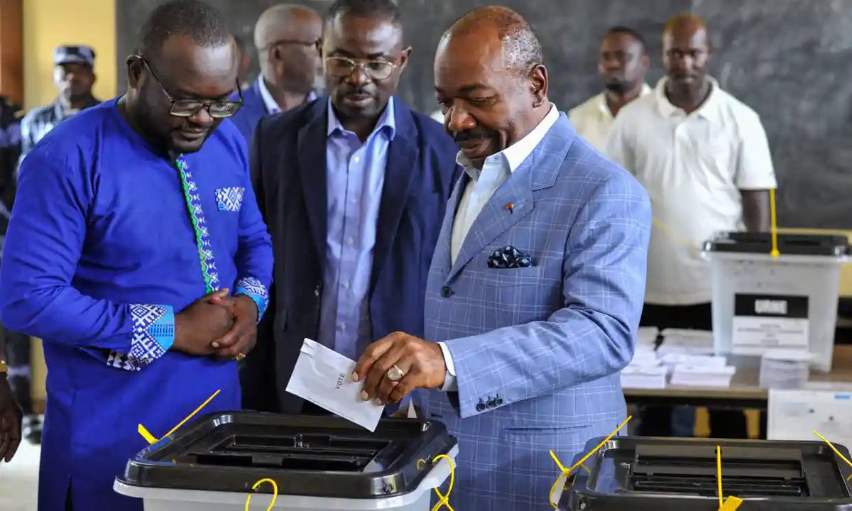 Mawunya_'s tweet photo. Breaking news: This is Gabon president Ali Bongo, who has been ousted out of power by the military. He has been ruling the country since 2009. His dad Omar Bongo ruled for for 42years. He has been overthrown by the Gabonese military in a coup after another corrupt election. There’s a clear revolution across Africa. It’s now obvious all because of greedy African leaders