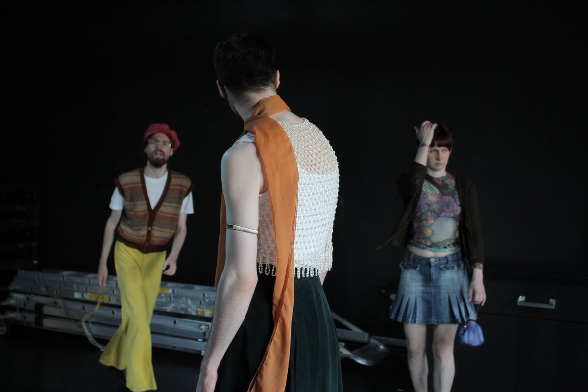 5060theatre's tweet photo. 2 months since STARLINGS!

We're already planning our next show, but, for now, lookit these fab pics of us rehearsing/performing by @effiefrench15! https://t.co/tJAKHTUBqQ