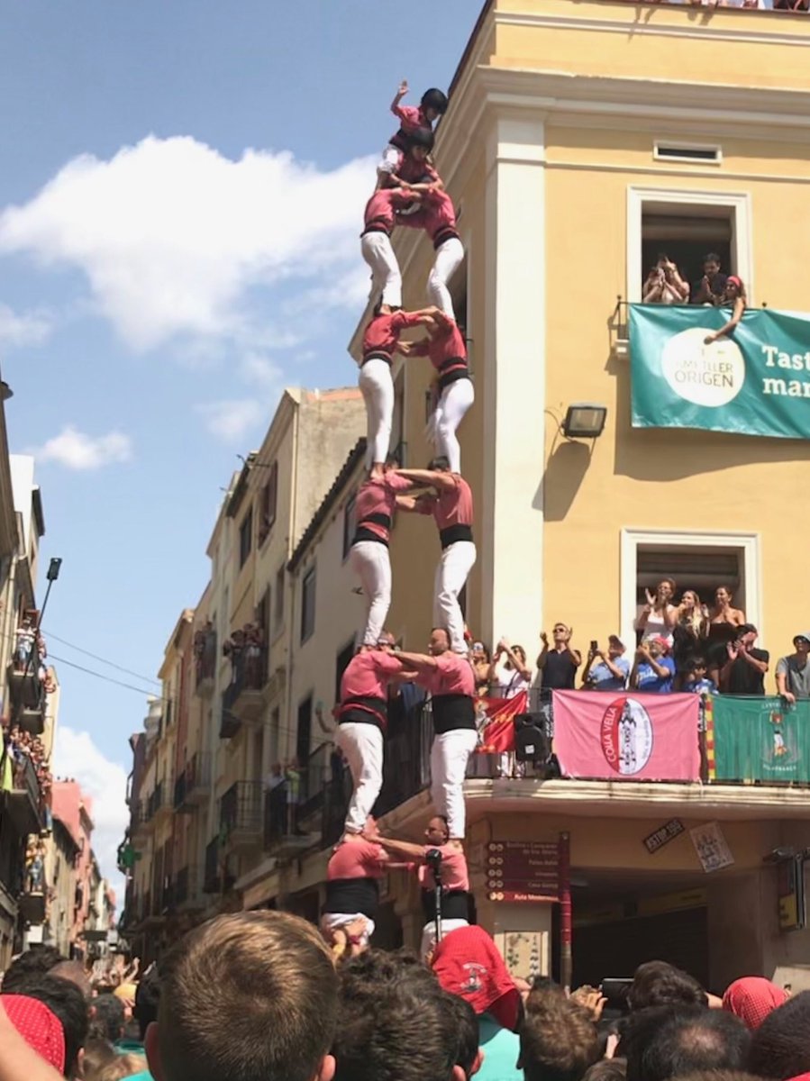 collavella's tweet photo. A la segona ronda a #SantFèlix2023 carreguem el 2 de 8 #castells https://t.co/I9mSkrJ7pD