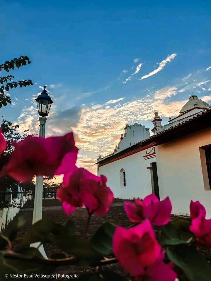 N I C A R A G U A 🇳🇮
           
            'No puedes cambiar el viento, pero puedes ajustar las velas' 
                      
                                 ¡B U E N O S   D I A S! ☕  

#30AGOSTO 
#TropaSandinista