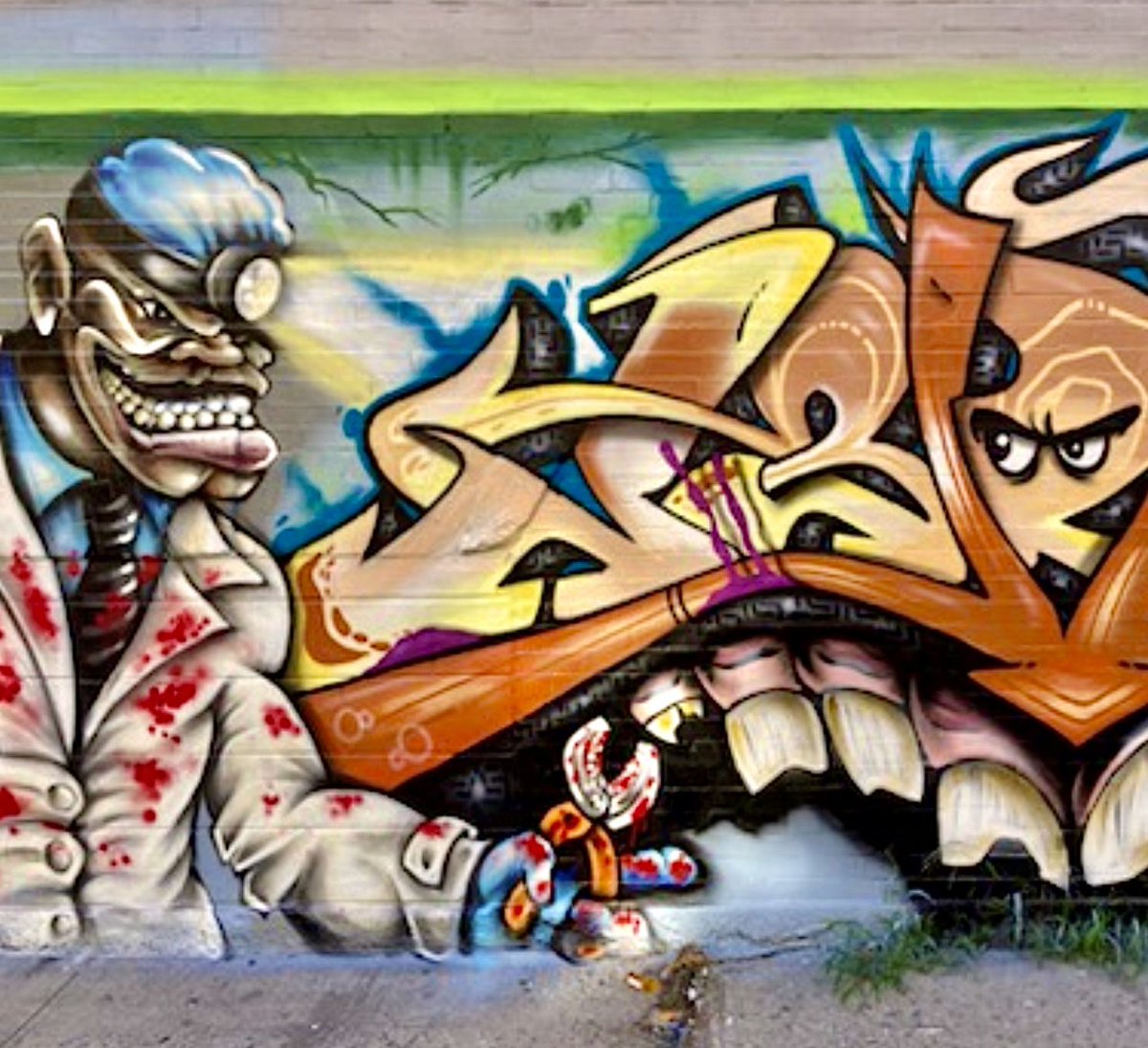 No biting allowed… Jerms n Topaz wall up in The Bronx… #graffiti