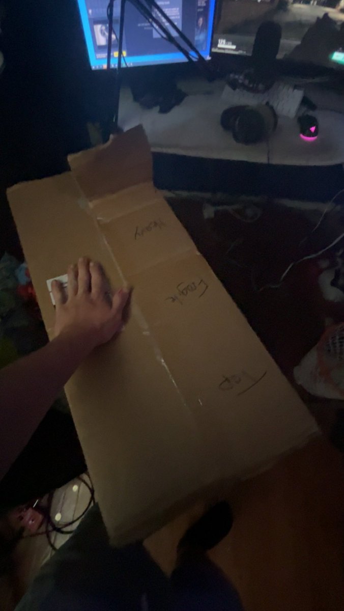 GhoulyOnYoutube's tweet photo. About time 😤 https://t.co/kSjh8UCGME
