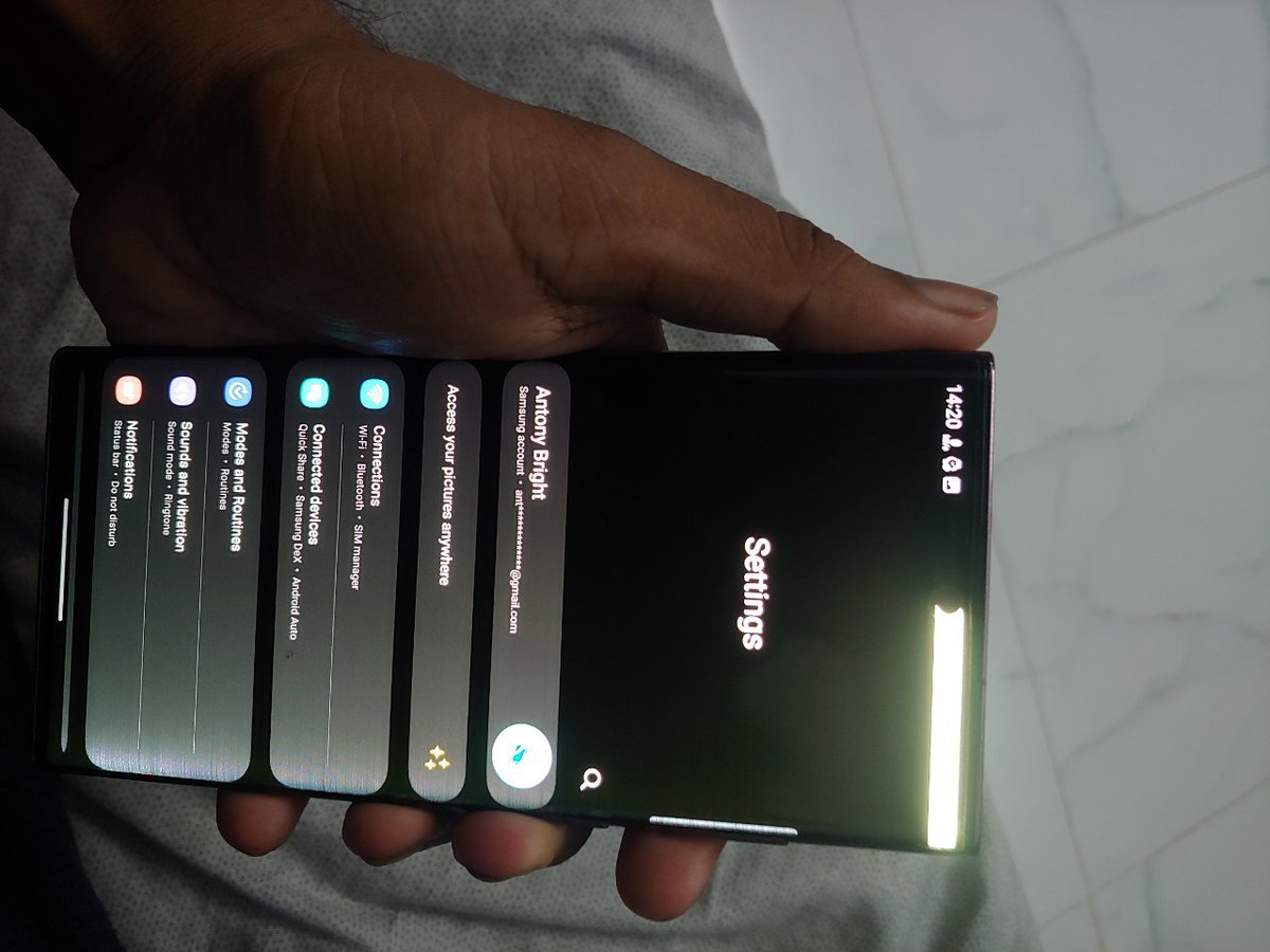 AntonyBright_'s tweet photo. @srirams201 @SamsungIndia @SamsungMobile Same issue here after an update 
Service center is asking to pay the amount and its a problem of the update 
So please,Samsung authority please respond https://t.co/6dUeAupDNS
