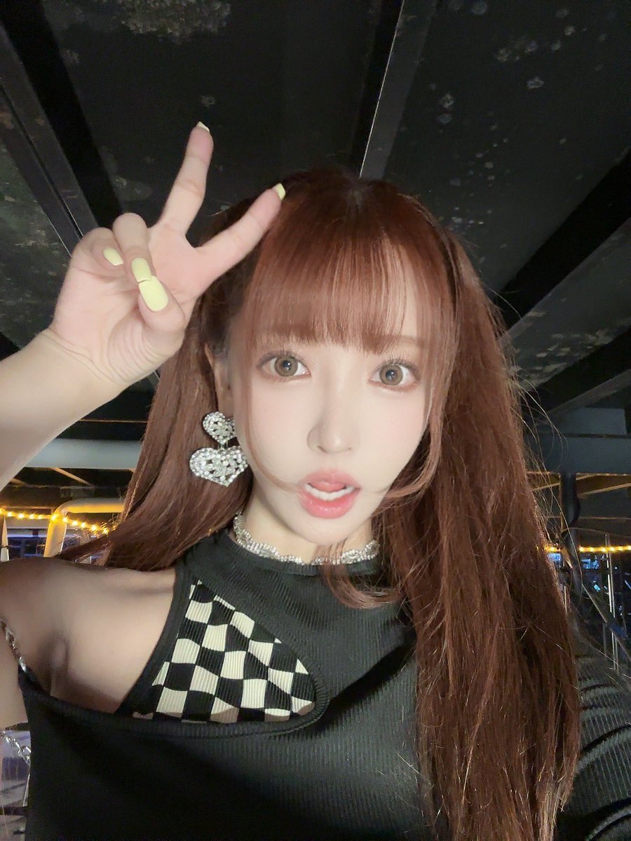 はーふついん https://t.co/qw3EvzLCeS