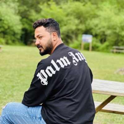 robinck28's tweet photo. #NewProfilePic https://t.co/2D834u7q1Y