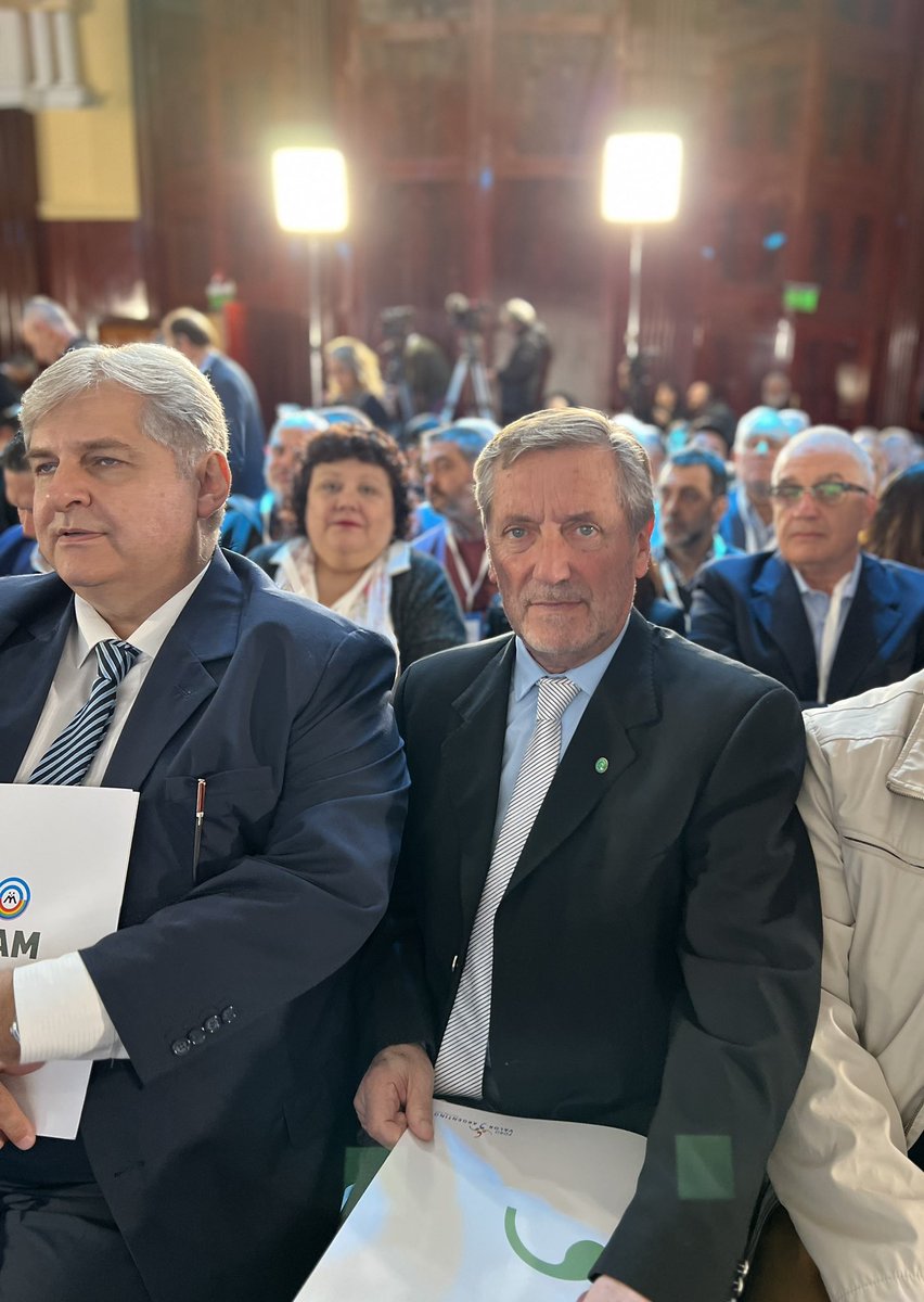 CONINAGRO's tweet image. 📍Foro @ValorArgentino_ 2023 

CONINAGRO, a través de su presidente Elbio Laucirica junto a integrantes del Consejo de la entidad, participa del Encuentro de Cooperativas y Mutuales. 

#SomosConinagro 🇦🇷