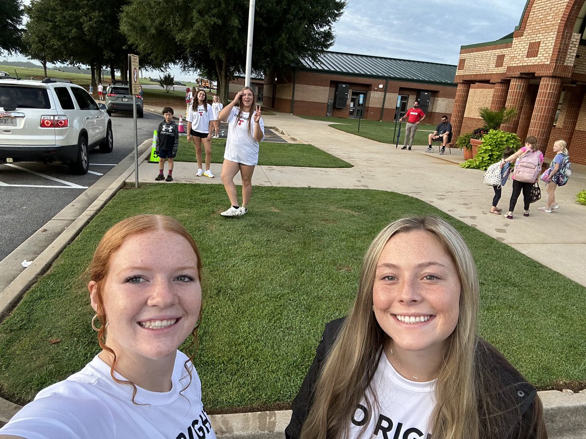 Thank you @RBESRockets for letting our girls start the school day off with a smile and a dab!!!