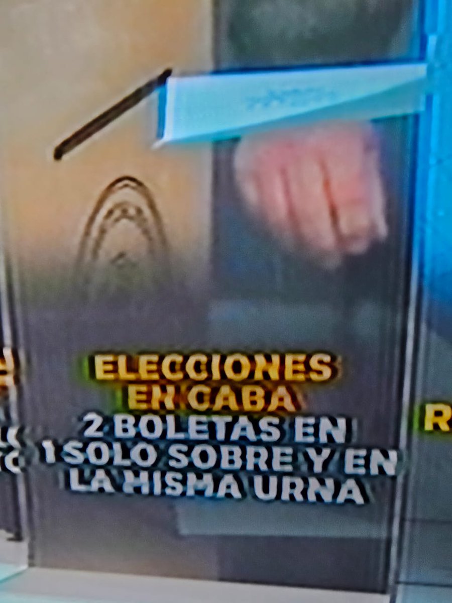 Santoro festeja la boleta separada. Les pesa Massa? Comparten gobierno nacional con Alberto y Massa y llevan legisladores en común en sus listas... son cómplices del desastre. Orgullosos de Milei presidente y Marra jefe de gobierno de <a href="/LLibertadAvanza/">La Libertad Avanza</a> #VLLC
