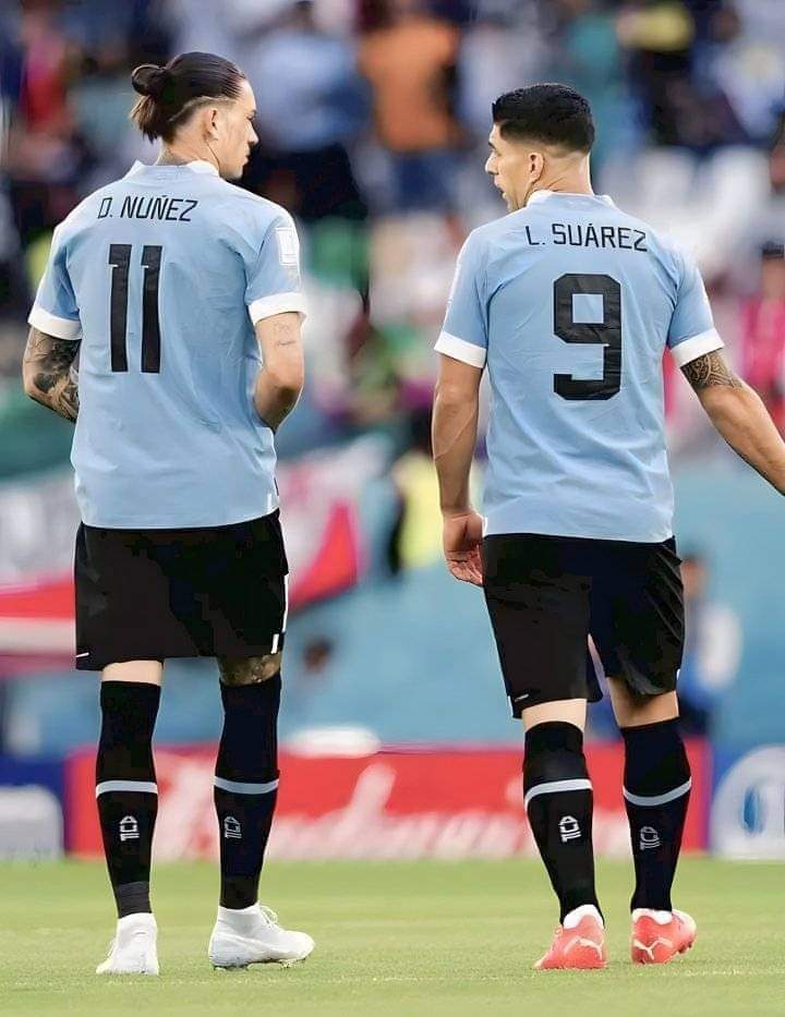 Two Uruguayans for Liverpool
L. Suarez  scored his 17th goal for Liverpool in 45 games and Darwin Núñez did the same 17 goals in 45 games for Liverpool