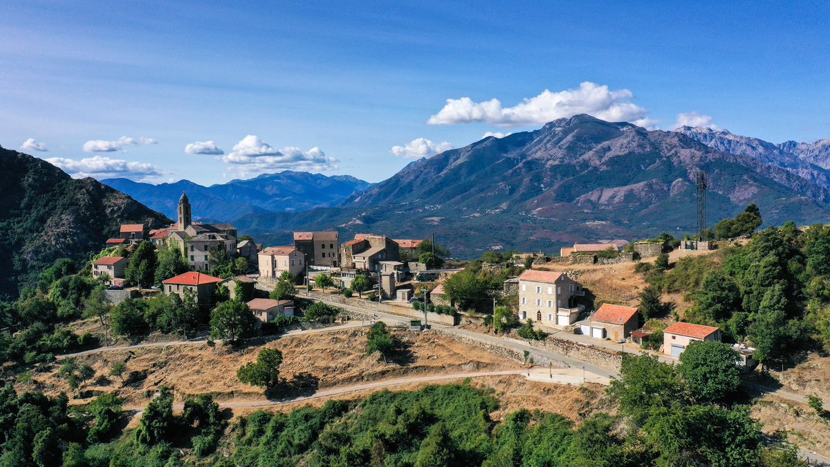 SGamant's tweet photo. Je pose ça là #corse #corsicadaucelu #paradisula https://t.co/OU44jVme8o