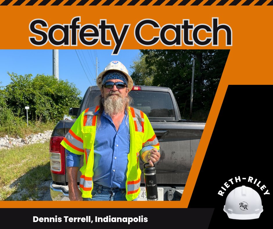 rieth_riley's tweet photo. Safety Catch! Dennis suggested a proactive approach to confirm the crew has the proper safety vests and gaiters two days before starting night work. #safetycatch #safety https://t.co/hLjF4orA33