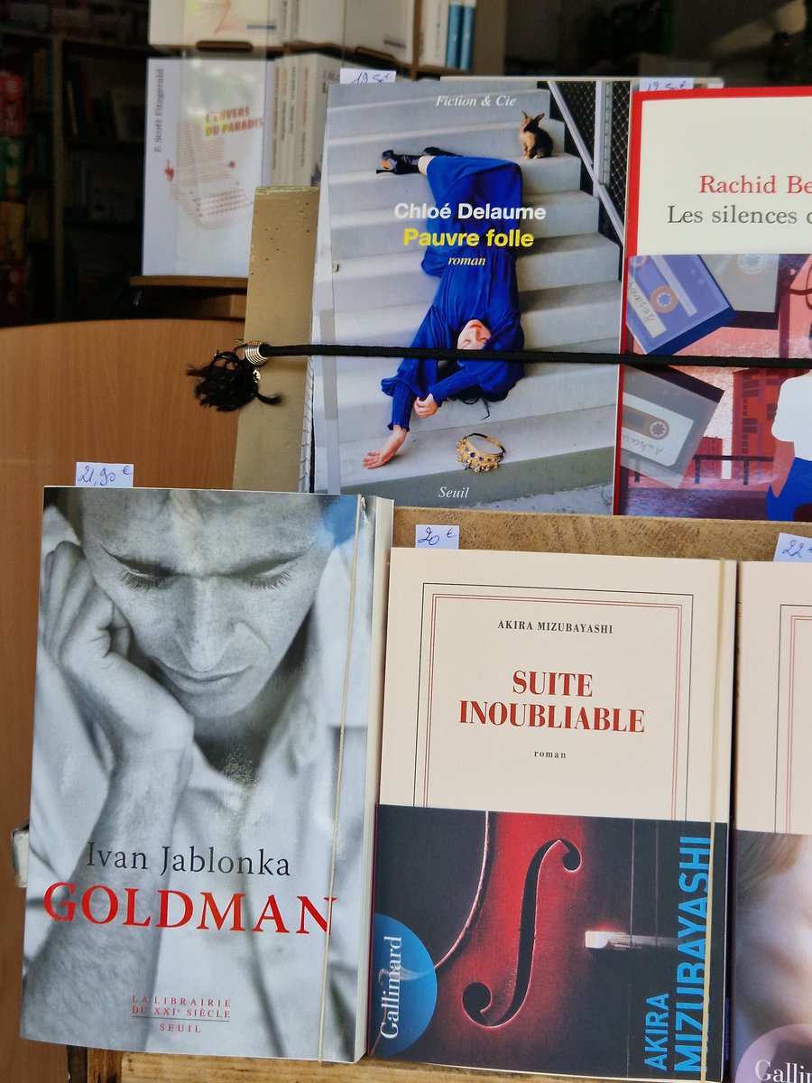 DjemiliMdjemili's tweet photo. Long live books... 🌻✨❤️✨❤️🌻
#Book
#BookRecommendations
#loveislove
#LifeStorie
#freedom
#life
#EternalReturn
#Eternal #soul
#Bouddha
#Sugar
#Sweet #fragrance
#honey #sun
#sucrée
#âme
#UniversInfini https://t.co/dNQGtmSv8j