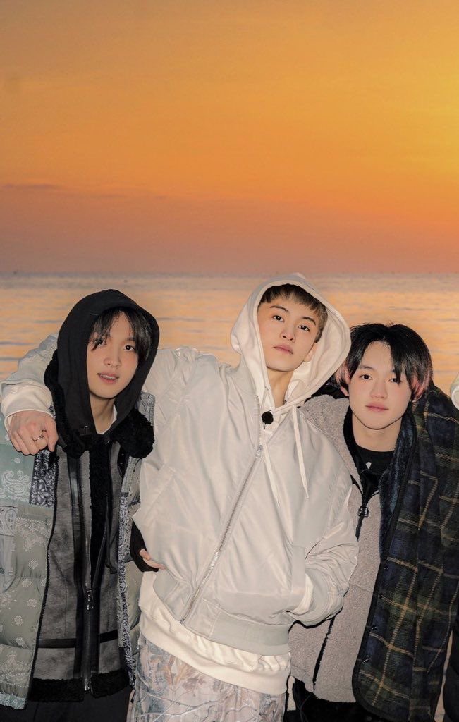 lhcsfsb_'s tweet photo. my babies https://t.co/sakj9og8ZN