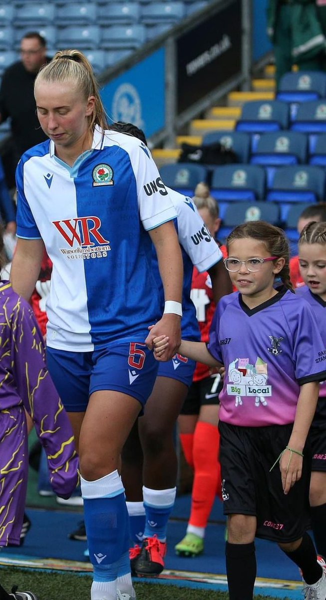 StephanieNight6's tweet photo. Farmer Katie on her weekend off walking out with our own 🔵⚪️ Women's Team. Thanks @Helen_Seed  @BRFCTrust @Rovers @RoversWFC @BlackburnEagles what a day. Loves football. Off for her birthday party at rovers this weekend 💪⚽️ #WomenEmpowerment #girlsinfootball #femaleboss https://t.co/cNQ1FMm88A