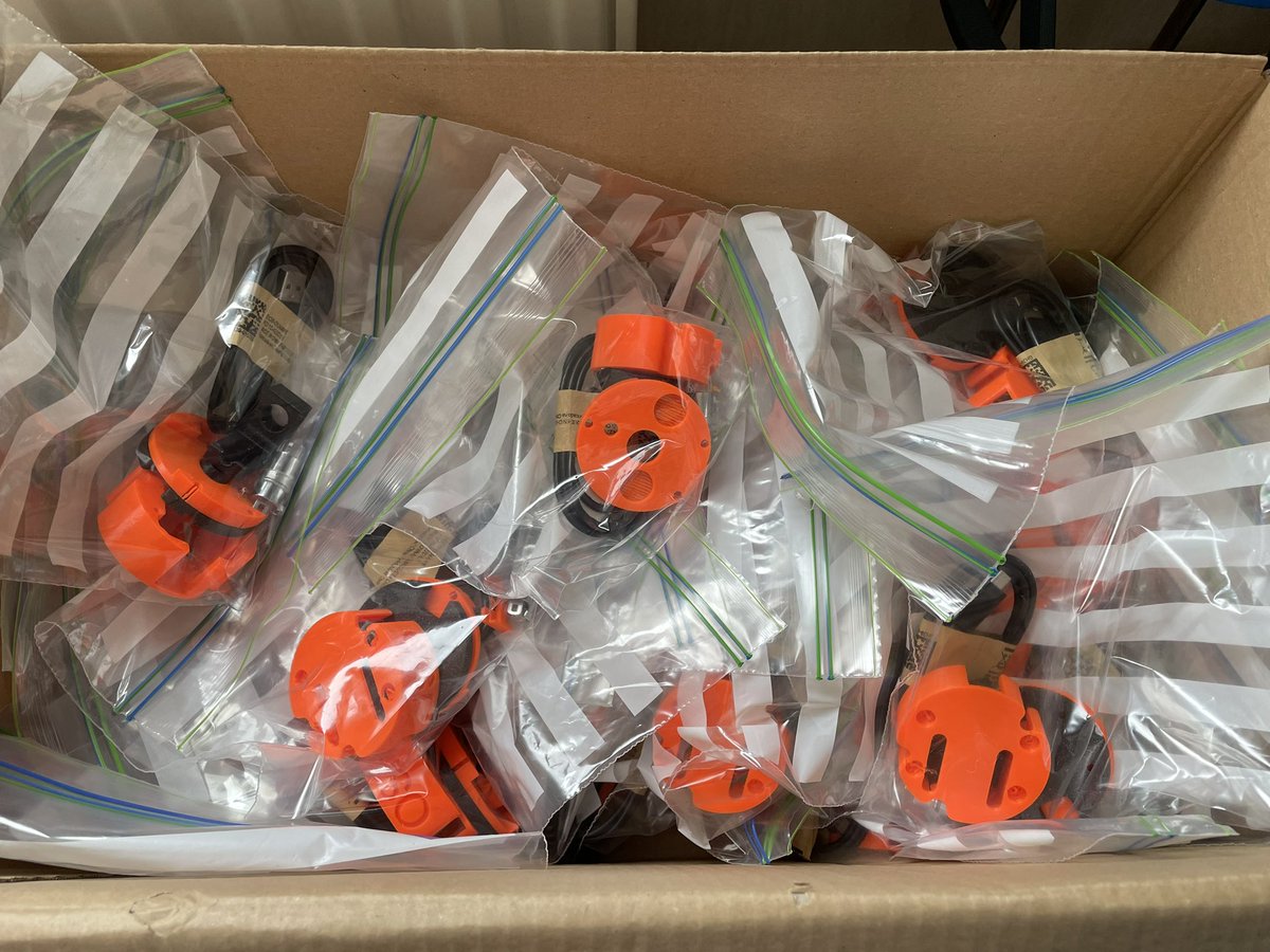 V_Saggiomo's tweet image. Almost ready for the #openScience festival in Rotterdam tomorrow 
@osf2023nl 
There will be some microscopes to build :) 
@beniroquai