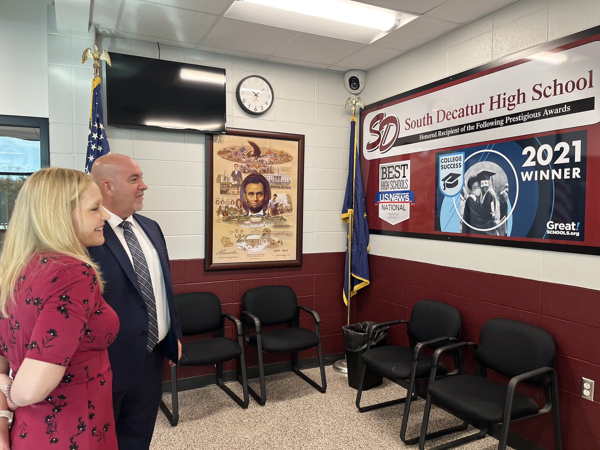 Congrats to South Decatur High School on being voted best in the nation for the 3rd straight year! Thanks for the tour of your bio-medical class. As a <a href="/EdWorkforceCmte/">House Committee on Education & Workforce</a> member, it’s inspiring to see this program create opportunities for health careers right out of high school!