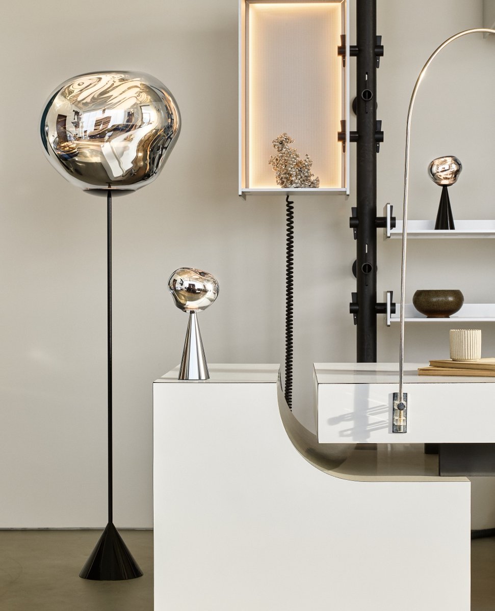 TomDixonStudio's tweet photo. MELT is a beautifully distorted light that creates a mesmerizing melting hot blown glass effect.
The collection is available in a series of Portable, Floor and Table lights.
@designresearchstudio
@petenavey
#OneParkDrive https://t.co/8DIy0LhXBj