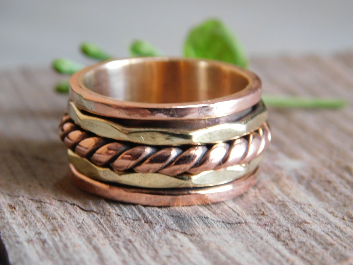 a.co/d/7xgXcoG

#CopperRing #hammeredSpinner #SpinnerRing #CopperBand #CopperAnxietyRing #Purecopper #MeditationRing #Uniquecopper #spinningring #Spinner #Anxietyring #CopperBohoRing #CopperFidgetring #Copperthumbring #CopperworryRing #solidCopper #CopperMeditationRing