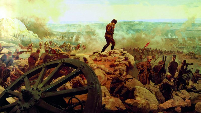 Büyük Zaferin 101. Yıl dönümünde, Başkomutan Gazi Mustafa Kemal Atatürk ve silah arkadaşlarını, tüm şehitlerimizi ve bu şanlı zaferi bize kazandıran kahraman ordumuzun her bir neferini rahmetle, minnetle anıyorum. Ruhları şad, mekanları cennet olsun. 
Zafer Bayramı kutlu olsun.