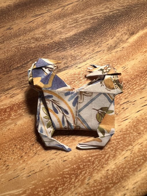 かにの箸置きを買いにかに道楽行ったけど売り切れてた
店員さんが折り紙で作ったかにをもらえた 