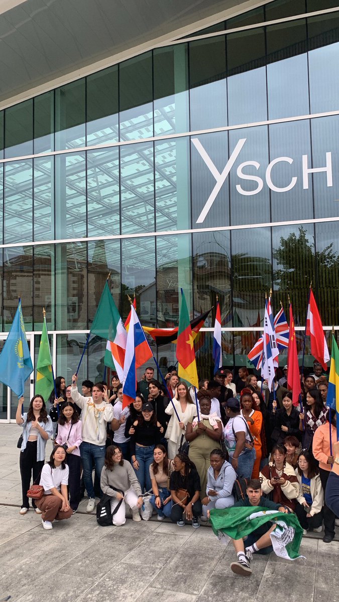On y est !!! Bienvenue à tous nos étudiants qui nous viennent des quatre coins du monde ! 🌍😍
#Back2school #international