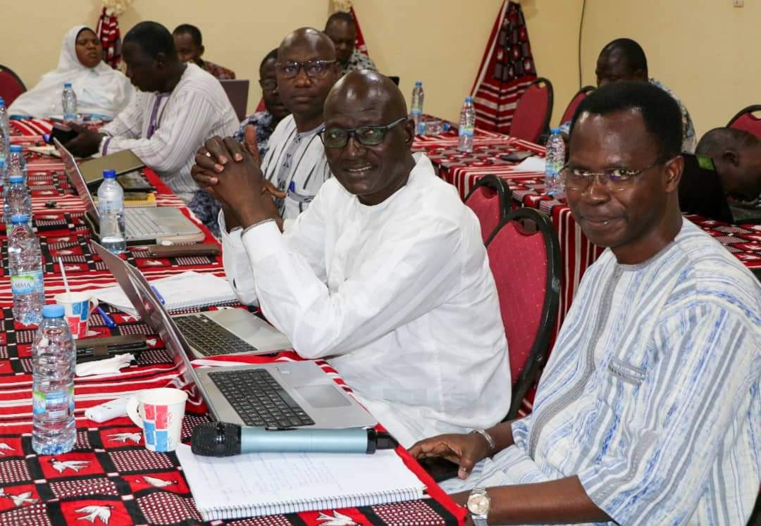 roppainfo's tweet photo. 🌱🇧🇫 CPF, a #ROPPA member, ramps up efforts for sustainable agriculture in Burkina Faso! Successful #CAPEP session to enhance agricultural policies and foster adaptation to climate change. For more : https://t.co/22Av7a8CKt
Together for a stronger agricultural future! 💪 https://t.co/6gD7R0j8Xx