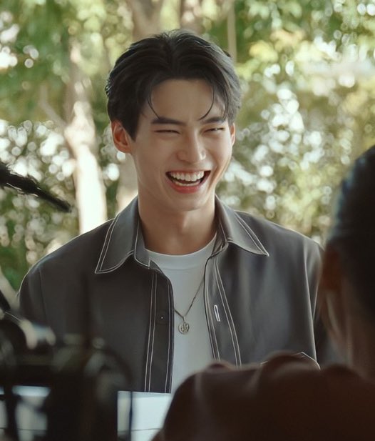 StarBW21's tweet image. ทำไมถึงน่ารักได้มากขนาดนี้ 💚

#RecipeforMagic #WinXCocaCola 
#winmetawin @winmetawin