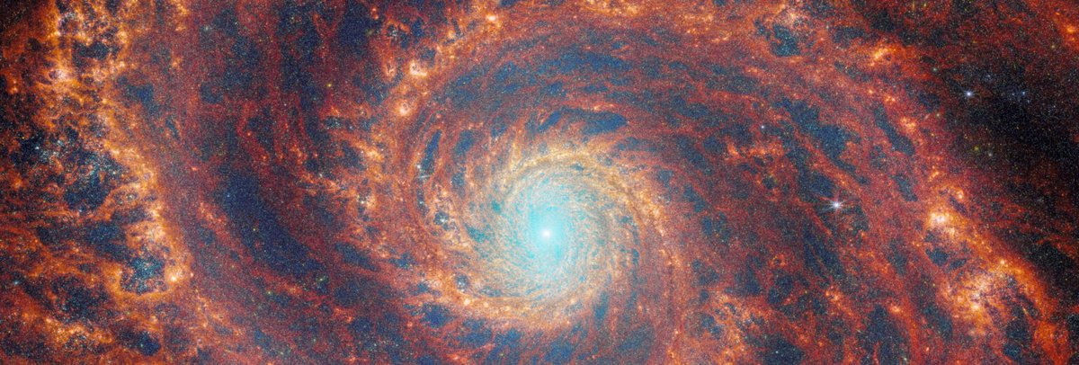 MarGomezH's tweet photo. La Galaxia Remolino es sencillamente espectacular. Así la ha captado el Telescopio James Webb. Es uno de los objetos más conocidos del cielo nocturno. Se encuentra a 31 millones de años luz de distancia en la constelación Canes Venatici y es una galaxia espiral.

¿Qué os parece? https://t.co/E9vwEd1cxl