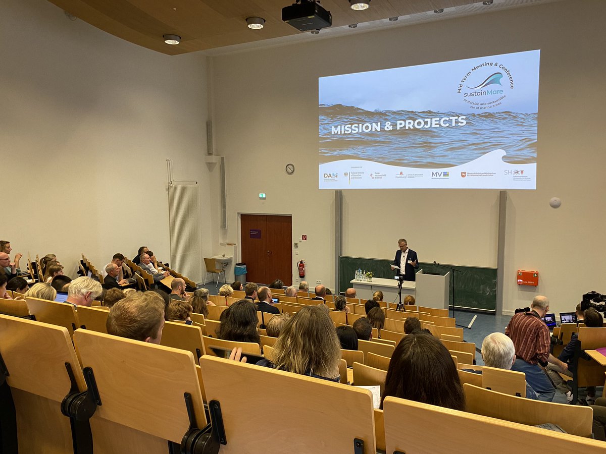 Kick-off of the conference 'sustainMare - protection and sustainable use of marine areas' of the German Marine Research Alliance (DAM, @Allianz_Meer). From 30.8.-1.9. more than 170 scientists will meet at @kieluni. #mtcsustainmare