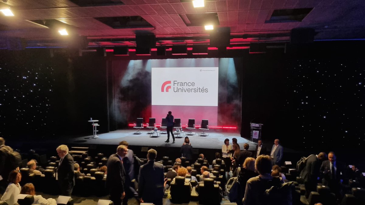 Réseau Vie étudiante R2VE (@reseaur2ve) on Twitter photo <a href="/ReseauR2VE/">Réseau Vie étudiante R2VE</a> présent à l’institut du Monde Arabe pour le Congrès de rentrée de <a href="/FranceUniv/">France Universités</a>. Ouverture par Jack Lang, Président de l’Institut puis par <a href="/GuillaumeGelle/">Guillaume GELLE</a>, Président de France Universités <a href="/ReseauR2VE/">Réseau Vie étudiante R2VE</a> présent à l’institut du Monde Arabe pour le Congrès de rentrée de <a href="/FranceUniv/">France Universités</a>. Ouverture par Jack Lang, Président de l’Institut puis par <a href="/GuillaumeGelle/">Guillaume GELLE</a>, Président de France Universités