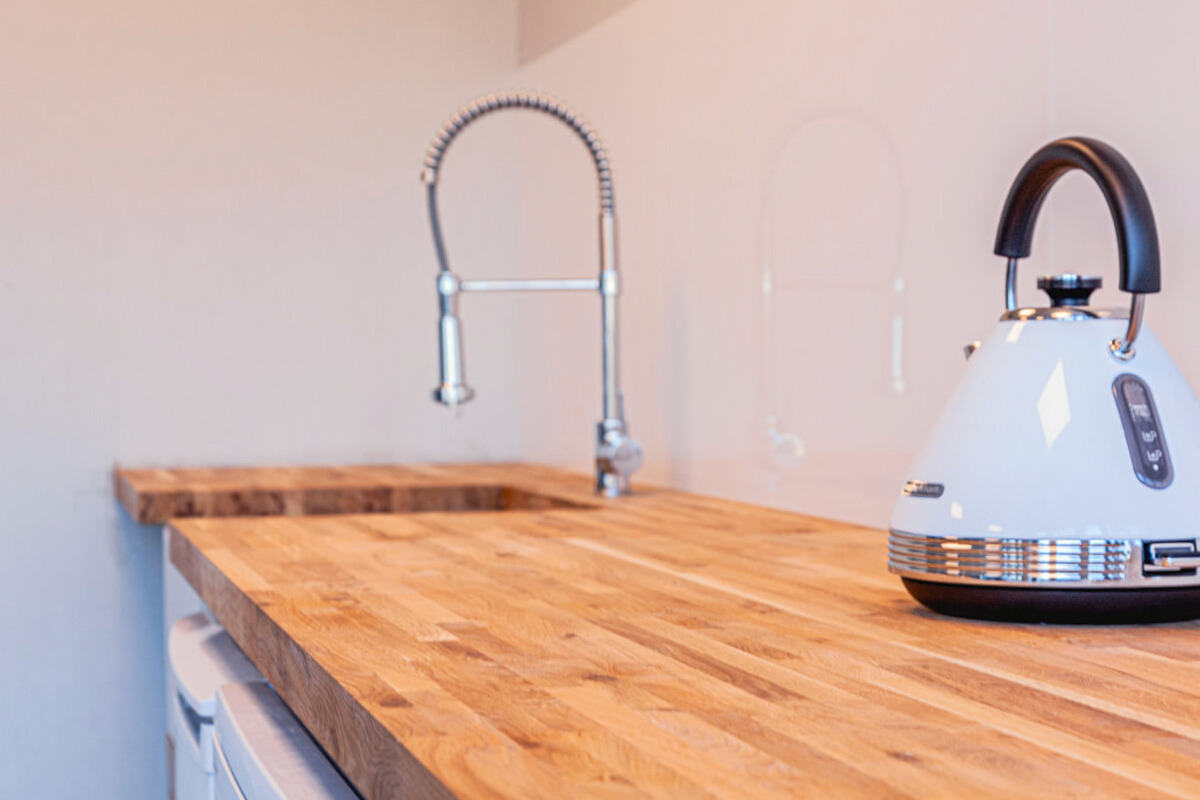 CIS_Interiors's tweet photo. In our latest project, we served up the ultimate transformation 🍽️

We were thrilled to work with our client again to undertake their latest project: the design and installation of a new kitchenette for their food bank initiative. https://t.co/oen9y8ULg9