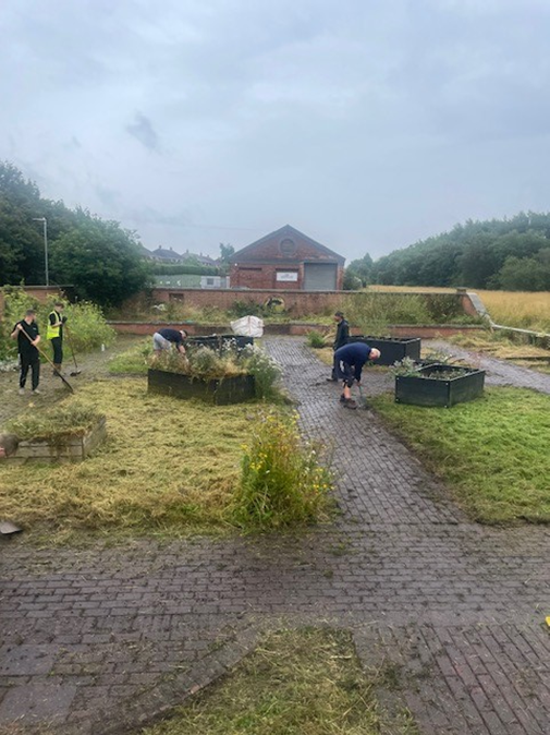 Well done to our <a href="/RonaldsRangers/">Ronald's Rangers</a>  from Appleby Magna teaming up with <a href="/TCVtweets/">The Conservation Volunteers (TCV)</a>  and <a href="/BloorHomes/">kevin</a>  to begin reviving the Millennium Gardens In Measham. They made good progress strimming, weeding and clearing up the area and  it’s now looking a lot better than it did.