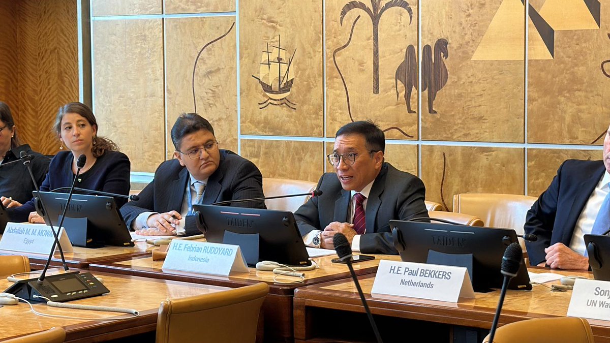 <a href="/NouraKayal/">Noura Kayal</a> <a href="/WWaterForum10/">10th World Water Forum</a> <a href="/IndonesiaGeneva/">Indonesian Mission Geneva</a> <a href="/PMEgypt_Geneva/">Permanent Mission of Egypt in Geneva 🇪🇬 🇺🇳</a> <a href="/NLinGeneva/">Netherlands Mission in Geneva</a> <a href="/GenevaWaterHub/">Geneva Water Hub</a> <a href="/SRWatSan/">Pedro Arrojo Agudo, UN Special Rapporteur</a> <a href="/WMO/">World Meteorological Organization</a> In preparations for <a href="/WWaterForum10/">10th World Water Forum</a>, H.E. Amb. Febrian Ruddyard of #Indonesia opens the session recognizing #water is critical for all life on earth.

Water is political at all levels and should be considered a priority, one of the main solutions to the triple planetary crisis.