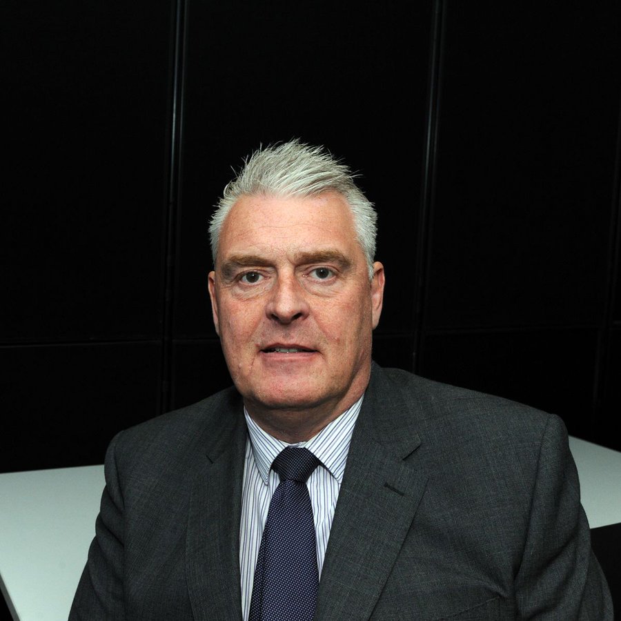 MP 30p Lee Anderson spent £223,000 on his expenses enough to feed 679 people 3 meals a day for a year (according to him).  

He said it was because he helped 8,000 of his constituents.  

I would like to hear from even one, how did he help you?