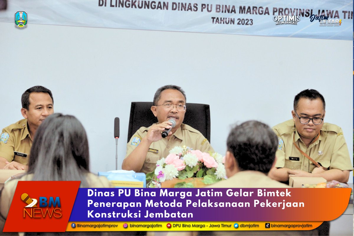 dbmjatim's tweet photo. #sobatbima ,

Keterbatasan SDM bukan alasan bagi @dbmjatim untuk memberikan pelayanan publik yang optimal pada masyarakat.
Sebagai solusi keterbatasan itu, @dbmjatim secara rutin menggelar bimtek kebinamargaan guna mencetak SDM tenaga sipil berkualitas. 

https://t.co/wEUQTrW5in https://t.co/KxCe215Gnt