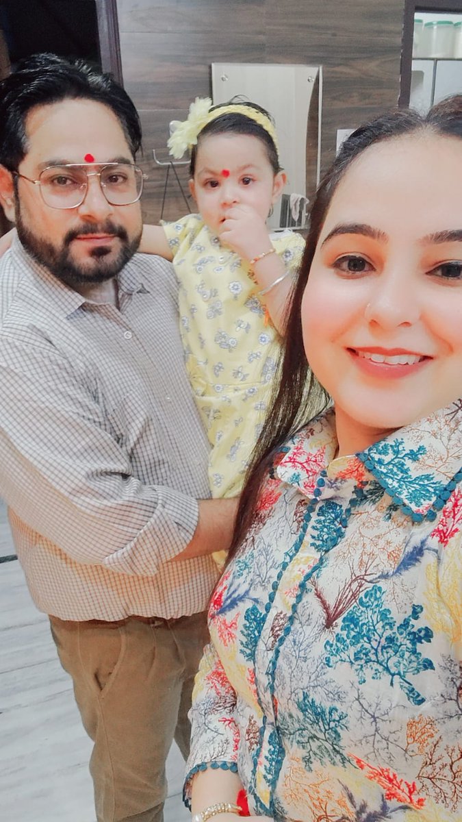 parul208's tweet photo. Happy Raksha Bandhan 😍💐
#HappyRakshaBandhan #HappyRakshaBandhan2023 #happyrakhi #RakshaBandhan #rakshabandhanspecial #rakshabandhancelebrations #RakshaBandhan23 #rakshabandhan2023 https://t.co/LkwQ30uMH5
